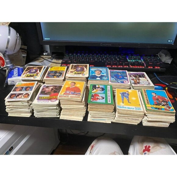 Vintage 1970s Opc Hockey Card Lot O-Pee-Chee NHL GOOD CONDITION 1000+ CARDS - Picture 1 of 16